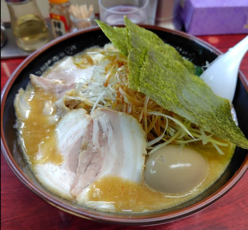 麺屋 龍神の看板メニュー、豚骨魚介ラーメン